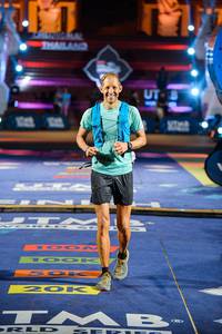 BIB: 100
                            <button type="button" onclick="openModal(22758443)" class="btn btn-primary btn-sm float-right btn-popup" data-toggle="modal" data-target=".modal-high-quality">
                        <i class="fas fa-shopping-cart"></i> Add to Cart
                    </button>
                                            <button type="button" onclick="isThisMe(22758443, true)" class="btn btn-success btn-sm float-right btn-popup btn-isme hidden" data-toggle="tooltip" data-placement="bottom" title="นี่คือรูปของคุณใช่ไหม คลิกที่นี่เพื่อเอาเข้าอัลบั้ม">
                        <i class="fas fa-plus"></i> Add to album
                    </button>
                    <button type="button" onclick="isThisMe(22758443, false)" class="btn btn-warning btn-sm float-right btn-popup btn-isnotme hidden">
                        <i class="fas fa-ban"></i> Remove from album
                    </button>